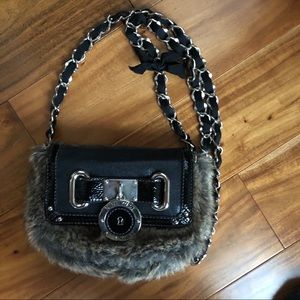 Nine West faux fur crossbody EUC